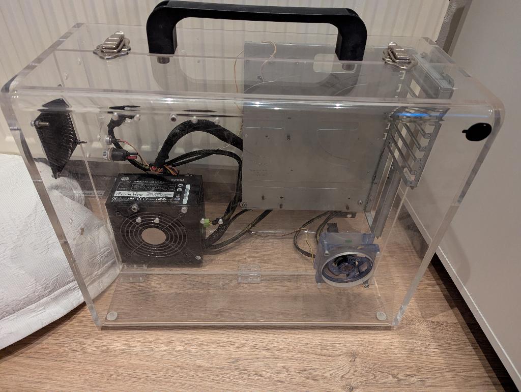 Custom Plexi PC case incl. CoolerMaster RS520, Computers en Software, Computerbehuizingen, Gebruikt, Ophalen