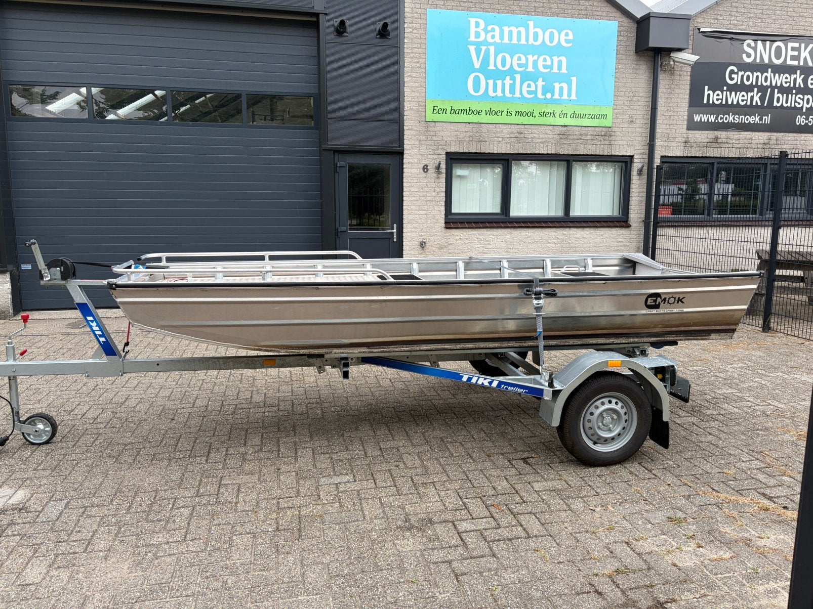Boottrailer tiki, 750kg, waterdichte ledverlichting, Ophalen, Zo goed als nieuw, Aluminium, Trailer