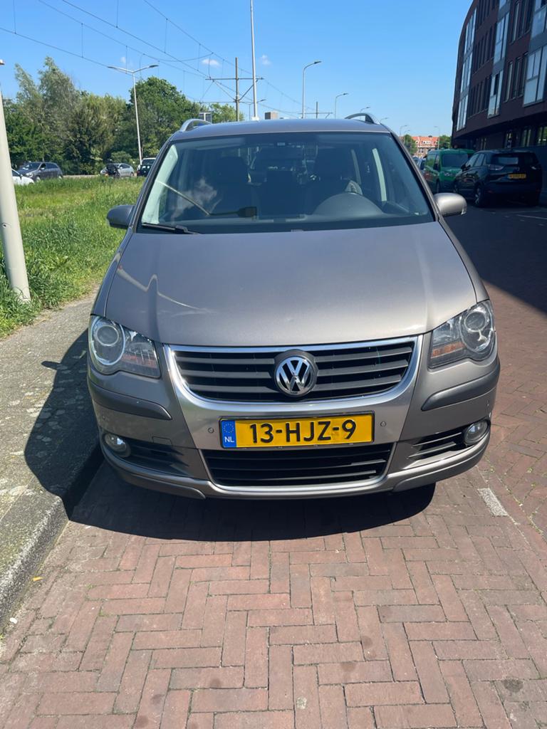 Volkswagen Touran Cross, Auto's, 4 cilinders, 1507 kg, Origineel Nederlands, Handgeschakeld