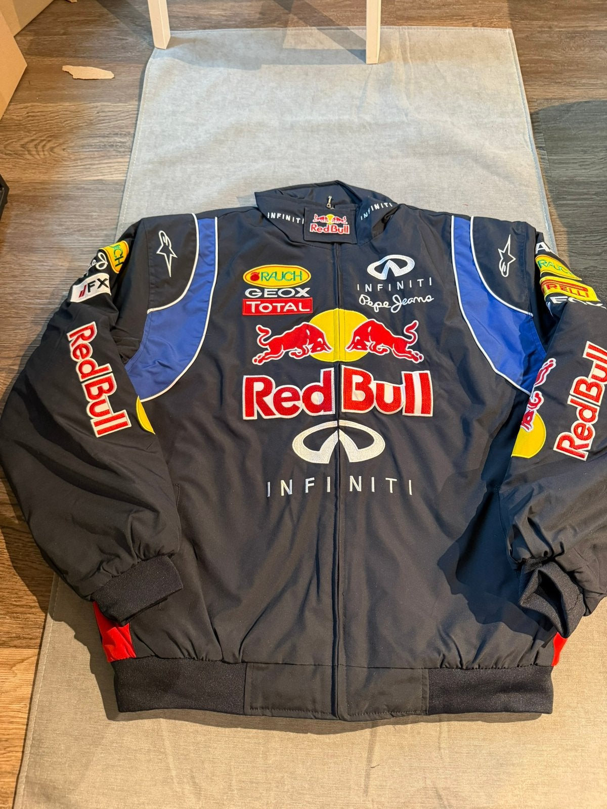 Red Bull Racing jas (maat XXL) – vintage stijl, Ophalen of Verzenden, Nieuw zonder kaartje, Heren, Jas | textiel