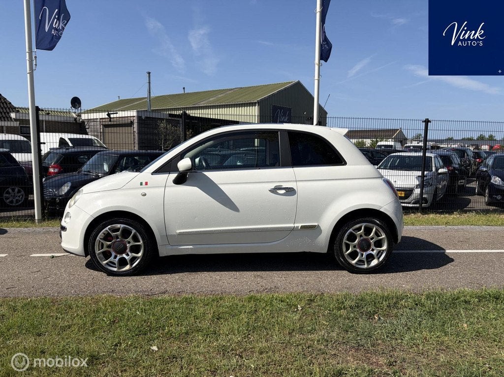 Fiat 500 1.4-16V Lounge | Panoramadak | Subwoofer | Leer, Voorwielaandrijving, Gebruikt, 31 €/maand, 4 cilinders