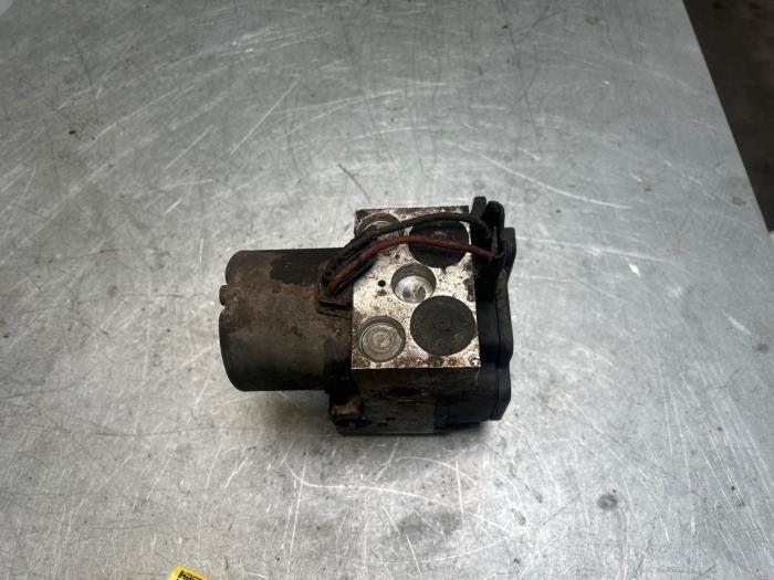 ABS Pomp van een Ssang Yong Musso, Auto-onderdelen, Gebruikt, -, -, Ophalen of Verzenden