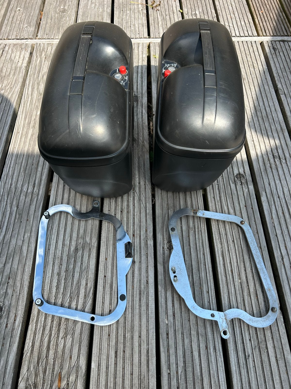 Zijkoffers met beugels  voor Intruder 1500 '98, Ophalen, Gebruikt
