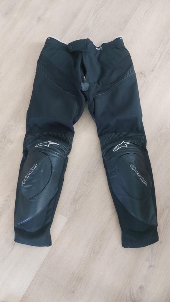 Alpinestars motorbroek - Leer en textiel. Maat 50, Motoren, Kleding | Motorkleding, Broek | leer, Heren, Ophalen of Verzenden