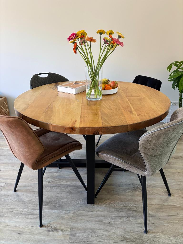 Mango houten eettafel, Huis en Inrichting, Tafels | Eettafels, Zo goed als nieuw, 100 tot 150 cm, Vier personen, Rond, Overige houtsoorten