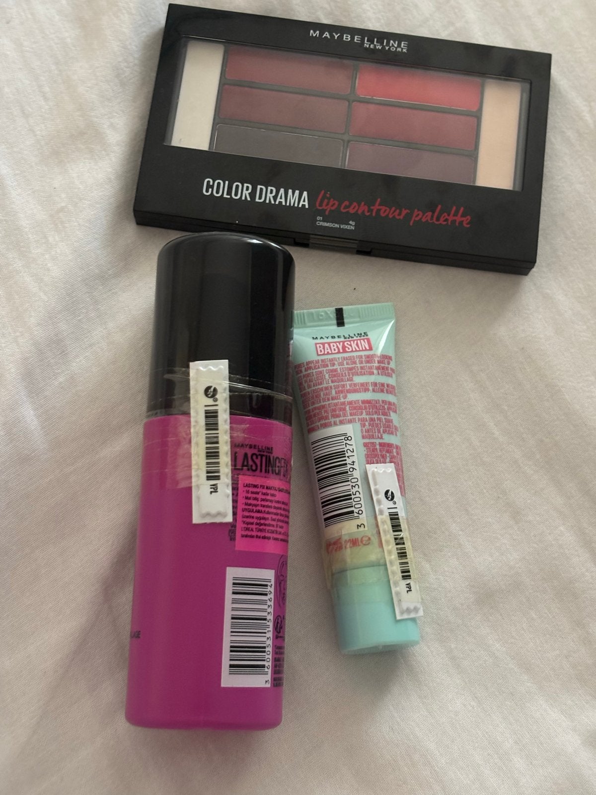 Maybelline make-up set: lip palette, primer & fixing spray, Overige kleuren, Gehele gezicht, Nieuw, Ophalen of Verzenden