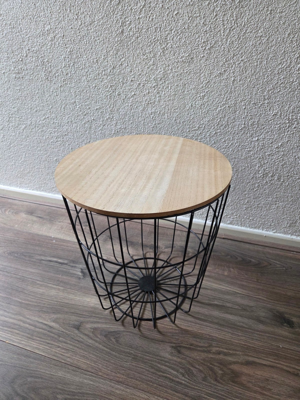 Industrieel bijzettafeltje met opbergmand, Ophalen, Minder dan 45 cm, Minder dan 55 cm, Gebruikt