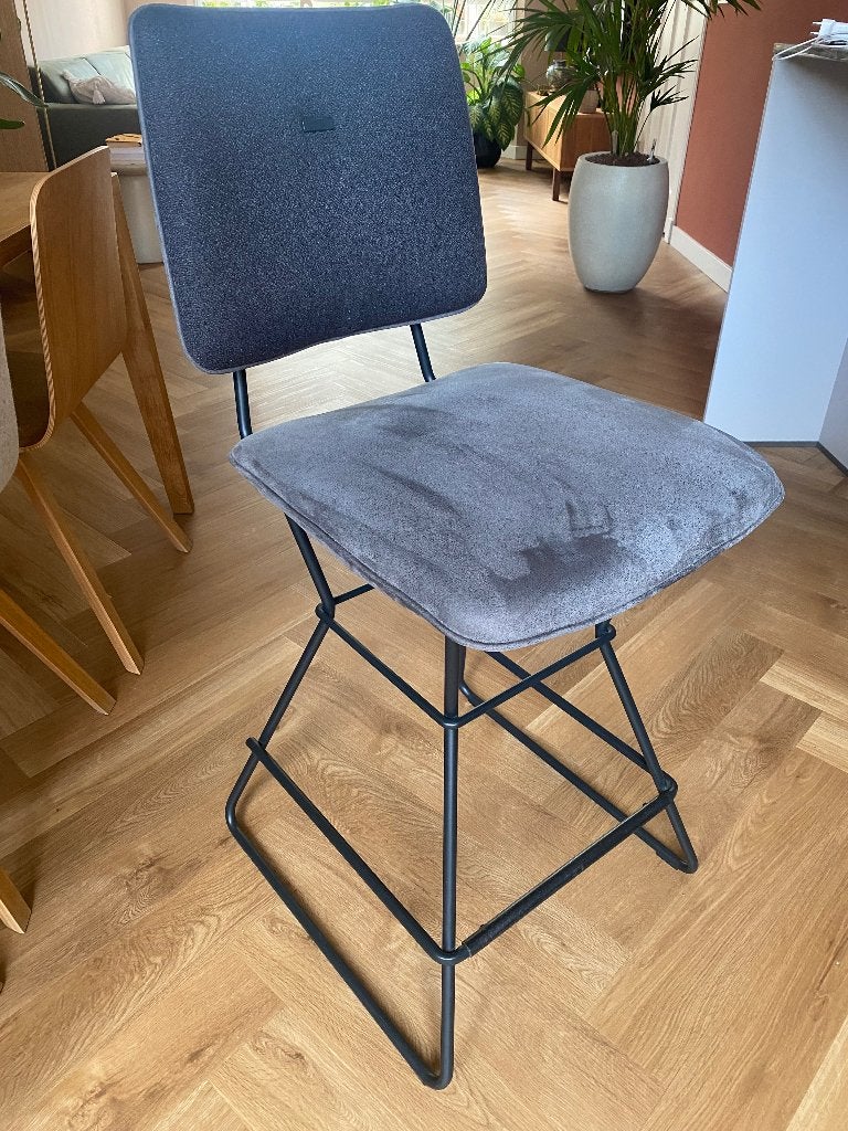 2 Barstoelen, Ophalen, Draaibaar, 60 tot 90 cm, Zo goed als nieuw