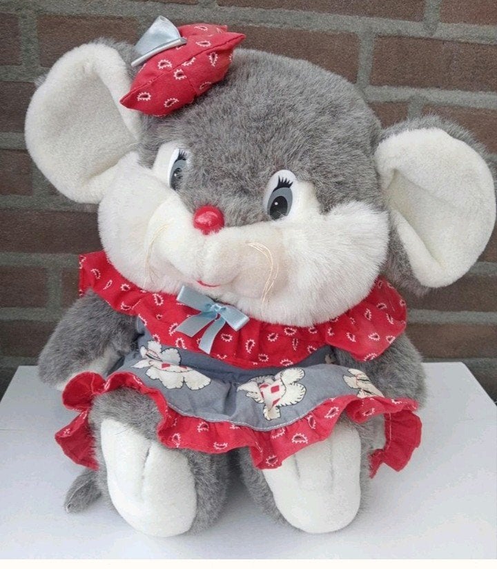 Dit is een vintage Commonwealth muis knuffel uit 1993, Ophalen