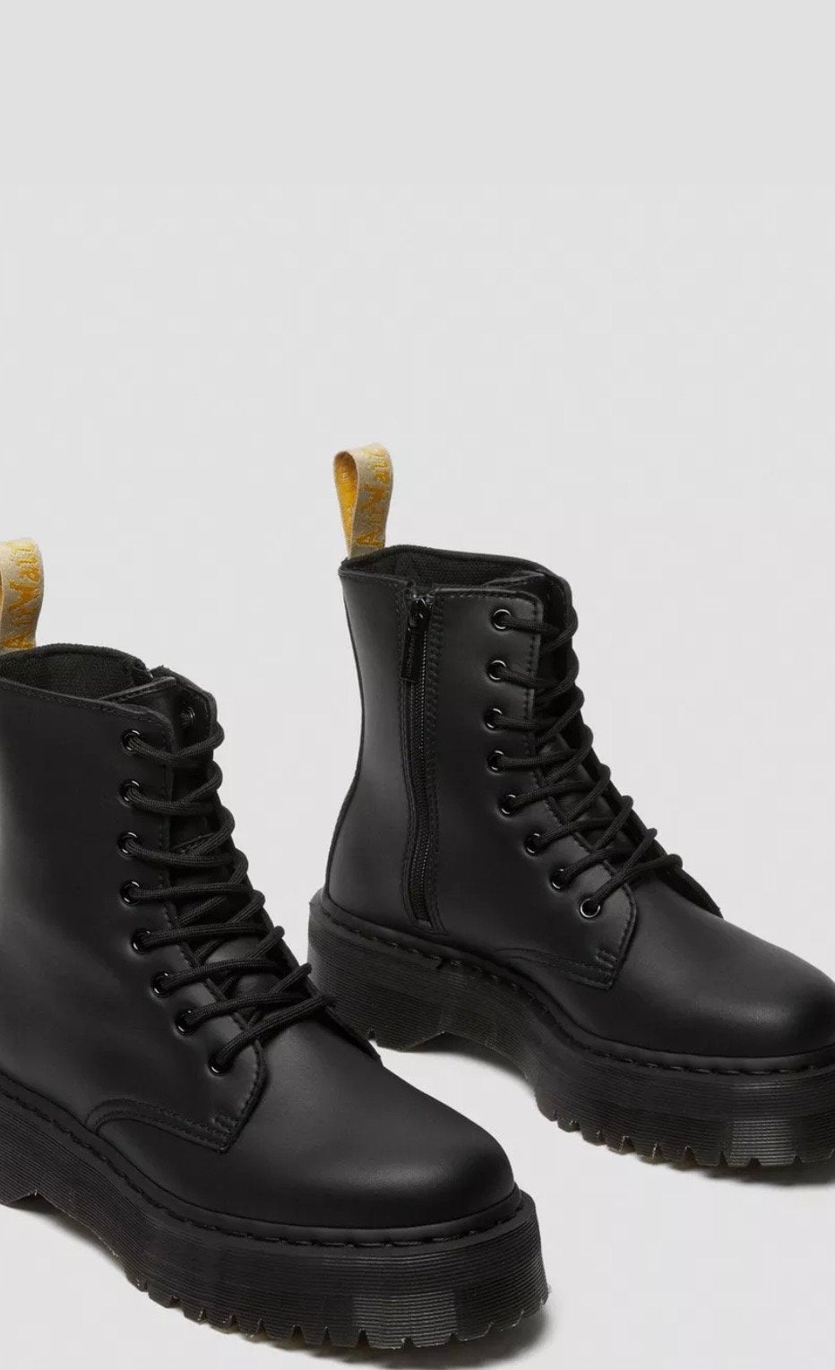 Dr. Martens Jadon II Mono Vegan Platform boots, Ophalen of Verzenden, Gedragen, Zwart, Lage of Enkellaarzen