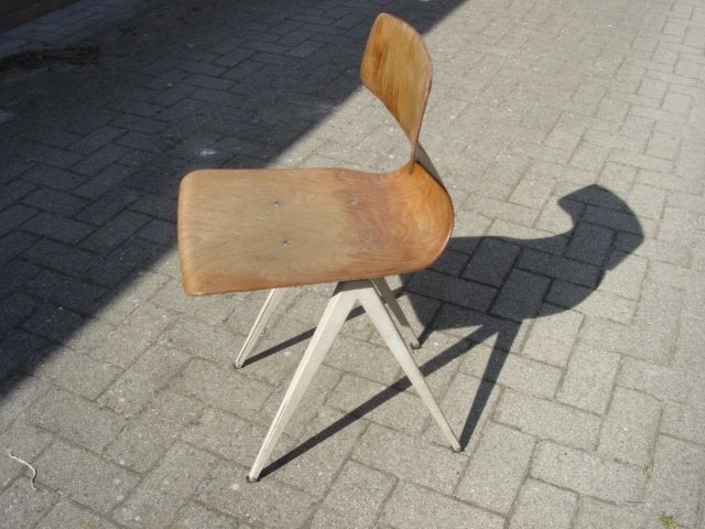 Vintage S22 [1x]en S19[1x] schoolstoelen van Galvanitas, Ophalen, Gebruikt, Twee, Bruin