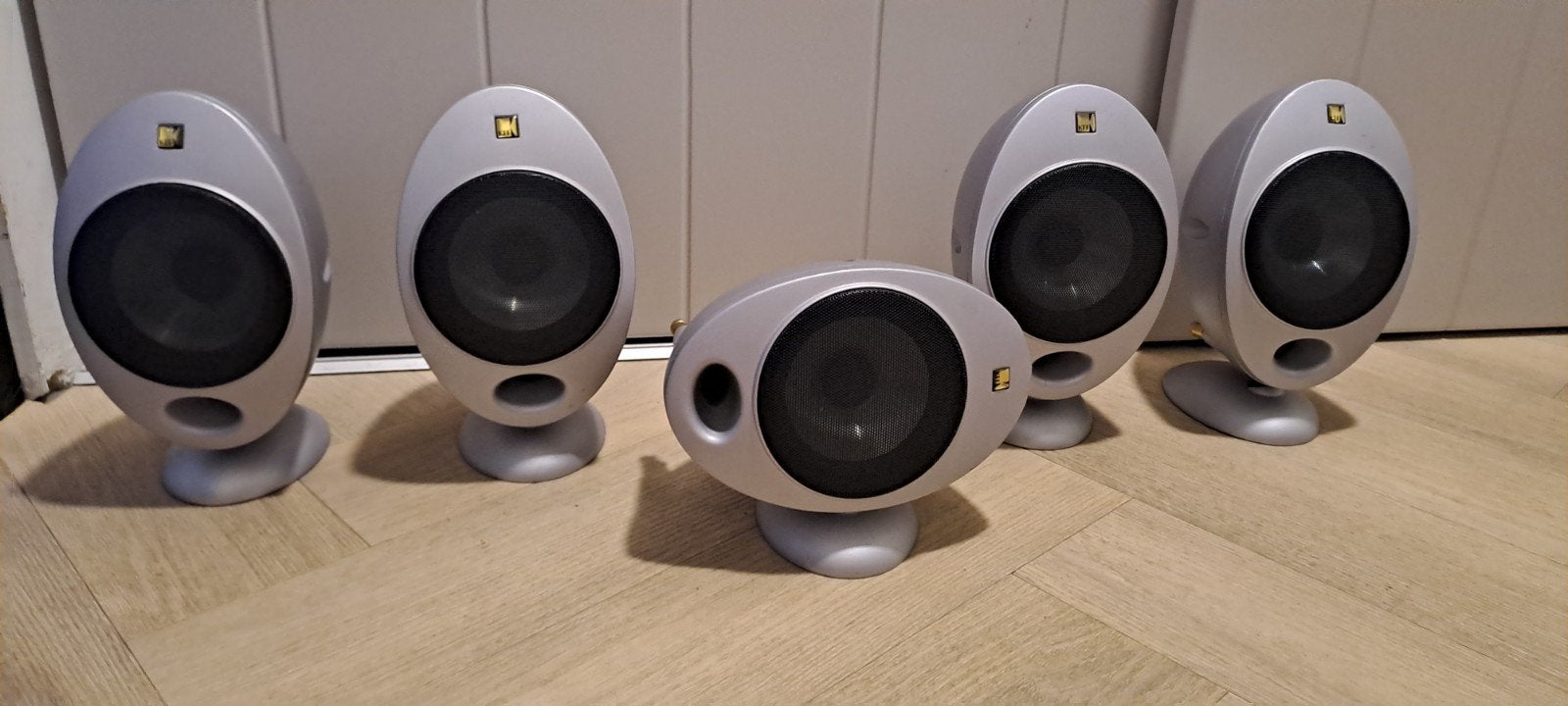 KEF HTS2001 Eitjes 5 stuks - Home Cinema Speakerset
