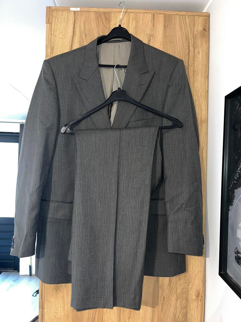 Hugo Boss Pak, Ophalen of Verzenden, Gedragen, Maat 52/54 (L), Grijs