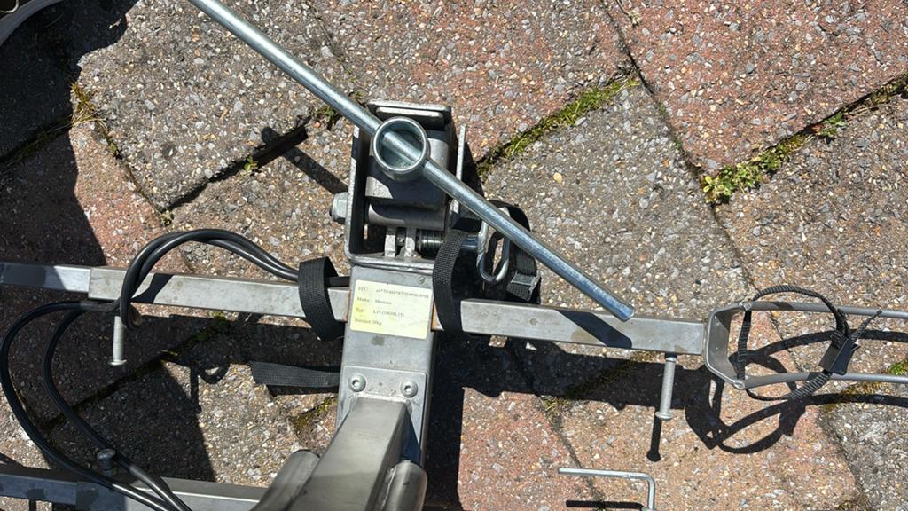 Montana kantelbare Trekhaakdrager voor 2 fietsen - Gebruikt, Ophalen of Verzenden, 2 fietsen, Gebruikt, Trekhaakdrager