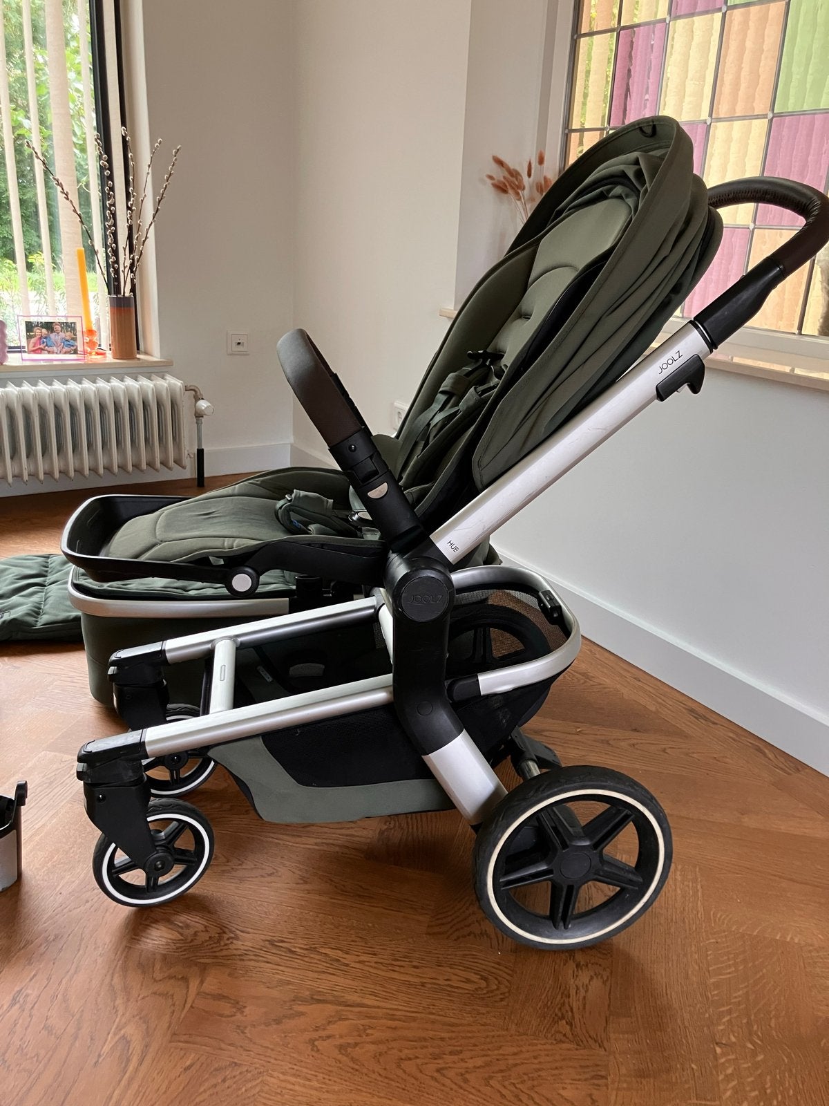 Joolz Hub uit 2021 Forest Green Kinderwagen, Gebruikt, Combiwagen, Met reiswieg, Ophalen