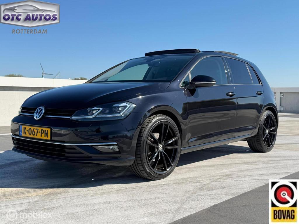 Volkswagen Golf 1.4 TSI Highline Business R - PANO - AUTOMAA, Auto's, Gebruikt, 4 cilinders, 150 pk, Alcantara
