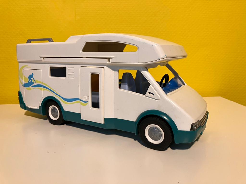 Playmobil camper met fiets en figuren, Ophalen of Verzenden, Gebruikt