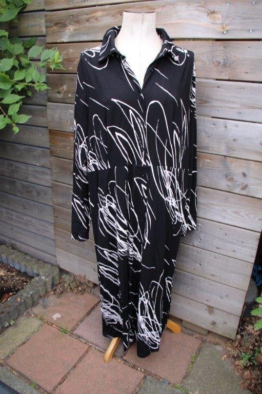 Doorknoopjurk zwart/ creme Colletta mt 1 (XL) Vaste prijs, Colletta, Zwart, Maat 46/48 (XL) of groter, Ophalen of Verzenden