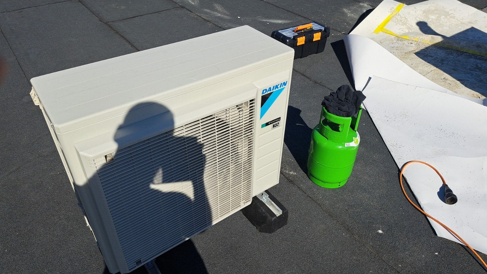 AIRCO SERVICE EINDHOVEN EN OMSTREKEN, Ophalen