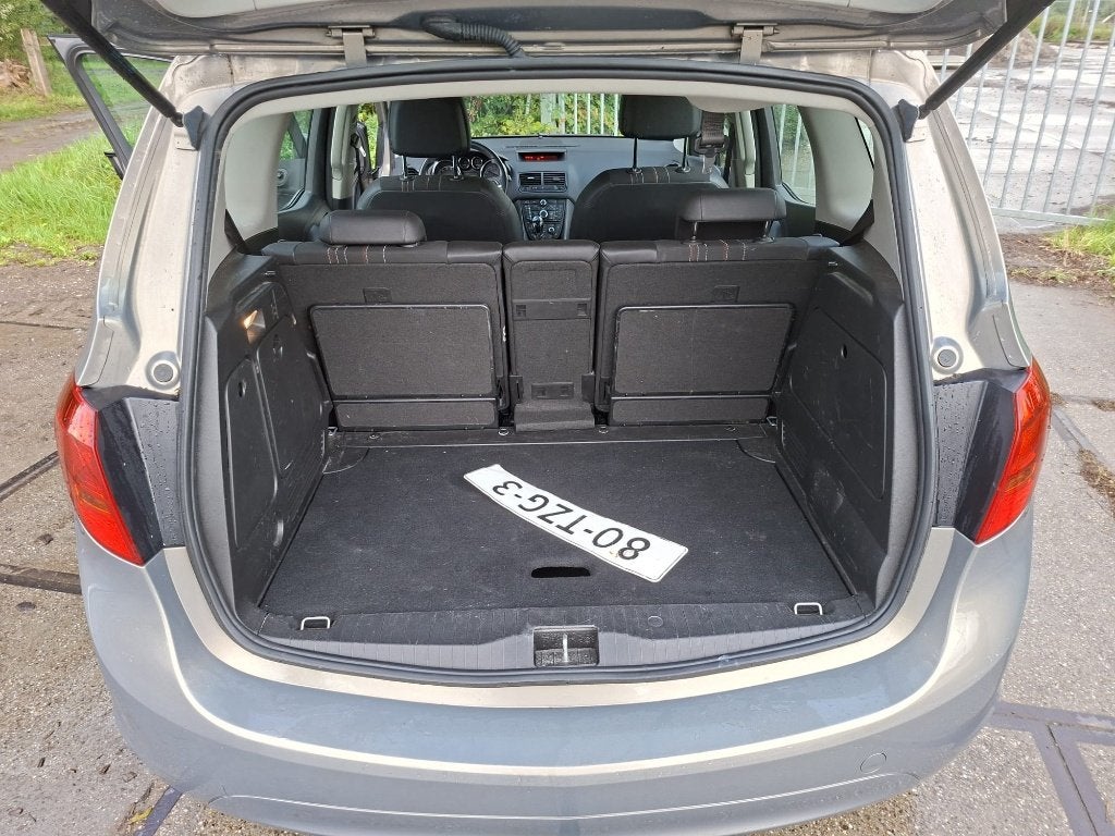 Foto 7 van Opel Meriva 1.4 Turbo 88KW 2012 Bruin