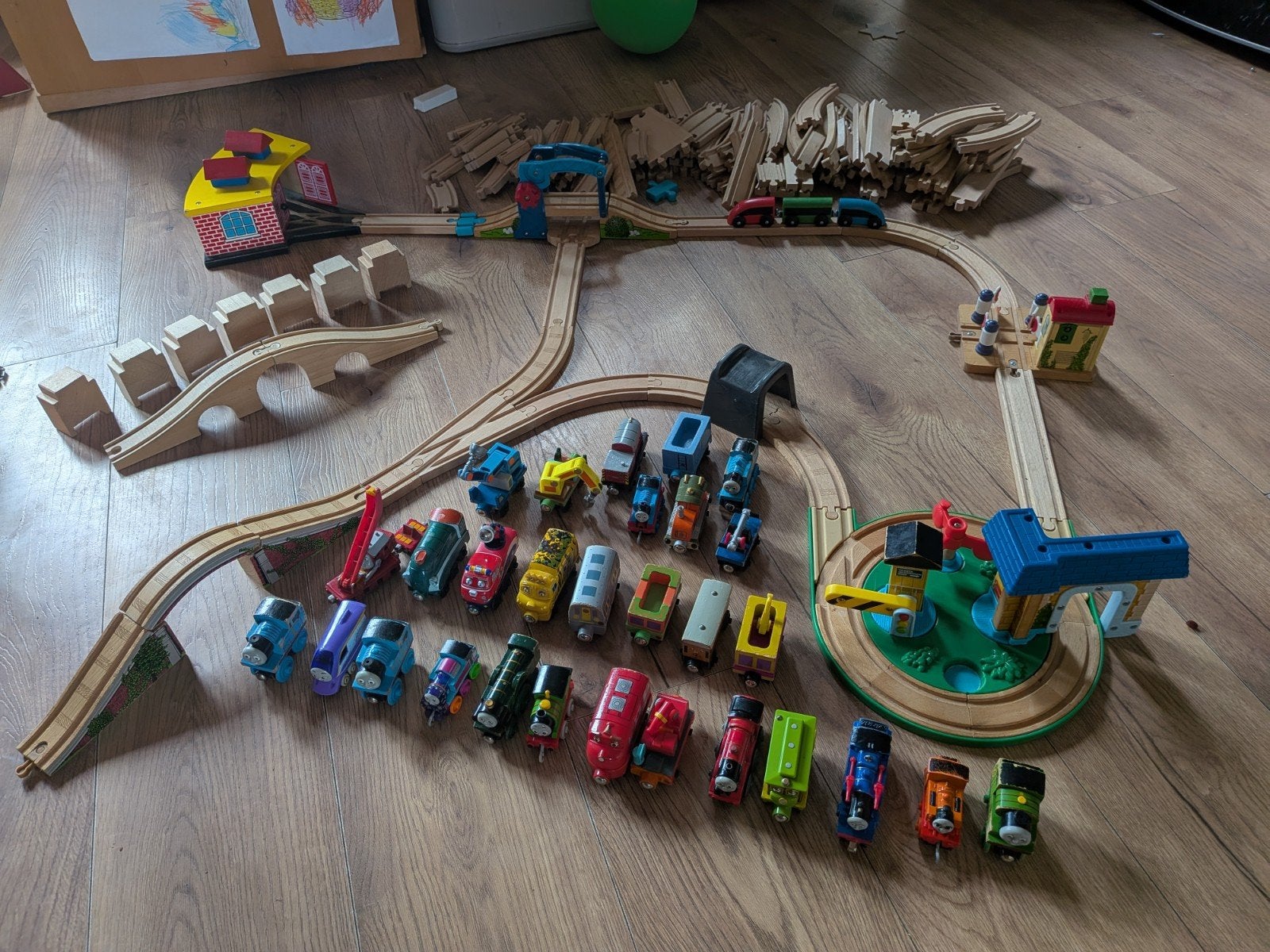 Houten treinbaan met Thomas de Trein-treintjes, Ophalen, Gebruikt