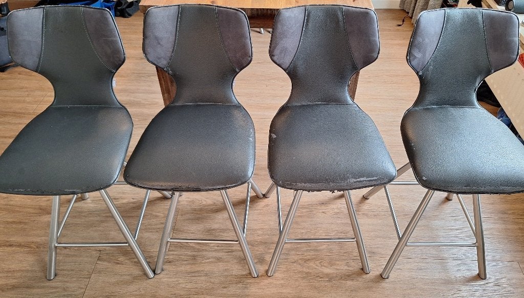 GRATIS 4 Barstoelen/krukken, Ophalen, Gebruikt, 60 tot 90 cm, 4 krukken