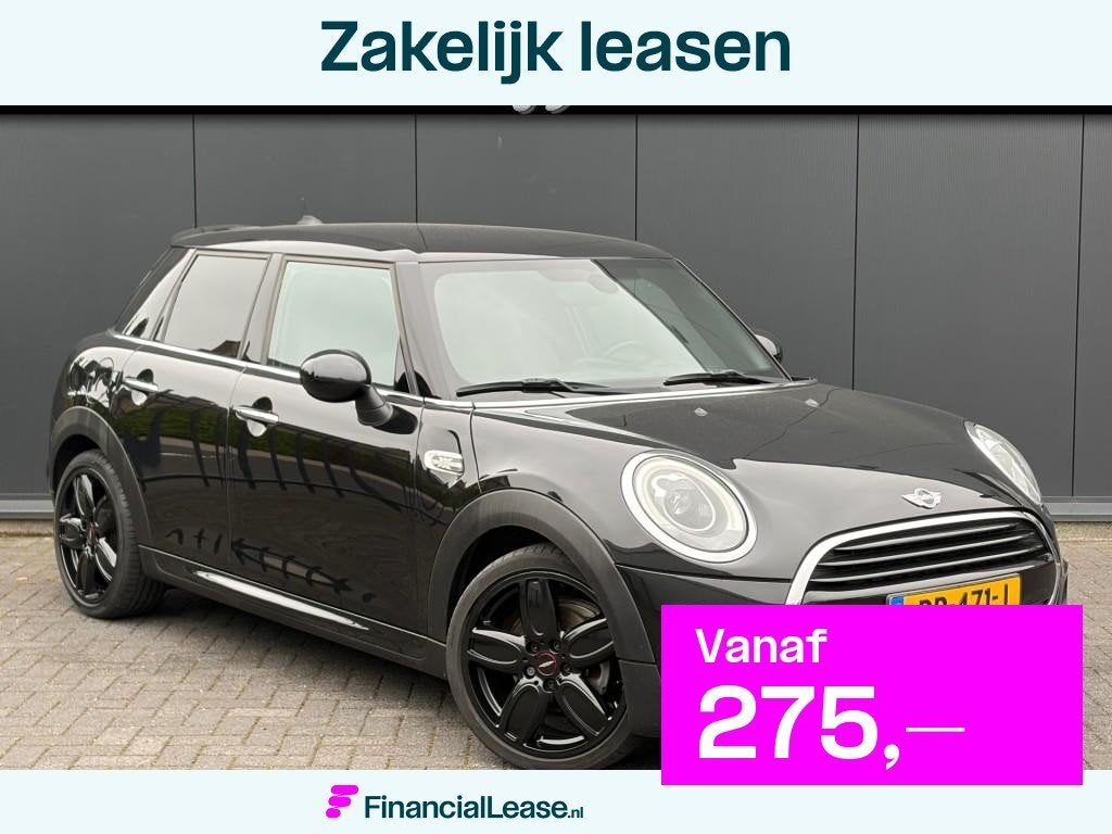 MINI Cooper 1.5 JCW pakket Leder Navi LED PDC Cruise NL-auto, 136 pk, Gebruikt, Bedrijf, Handgeschakeld