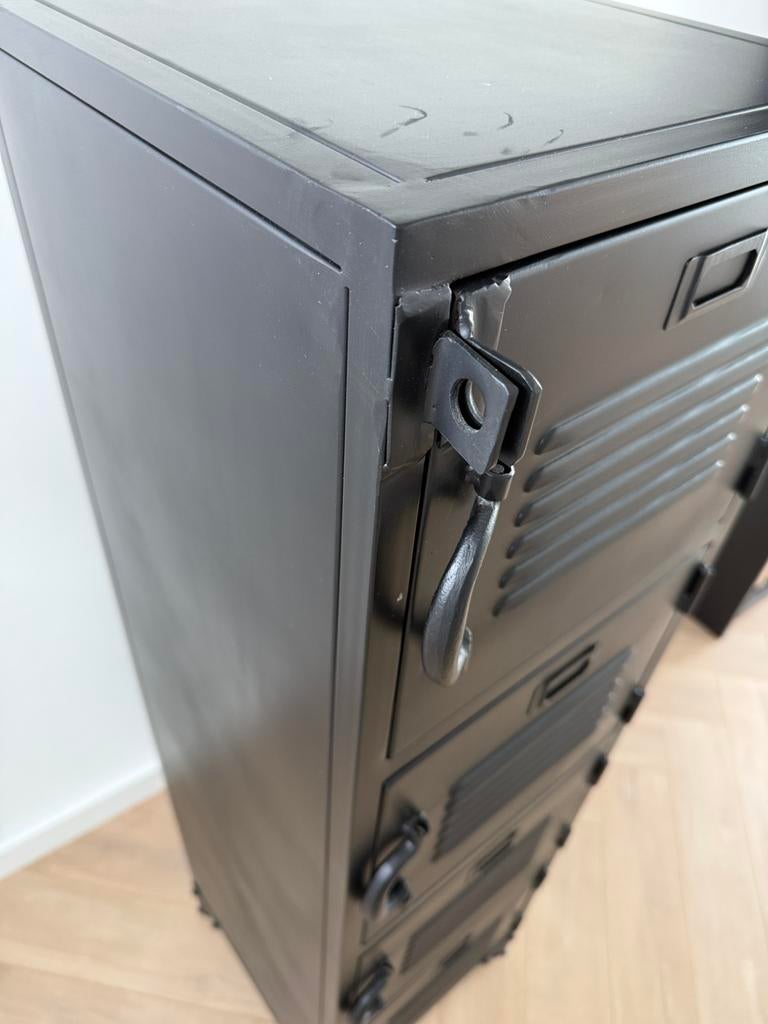 Rootsmann Locker Bulky 4 deuren zwart, Ophalen, Zo goed als nieuw