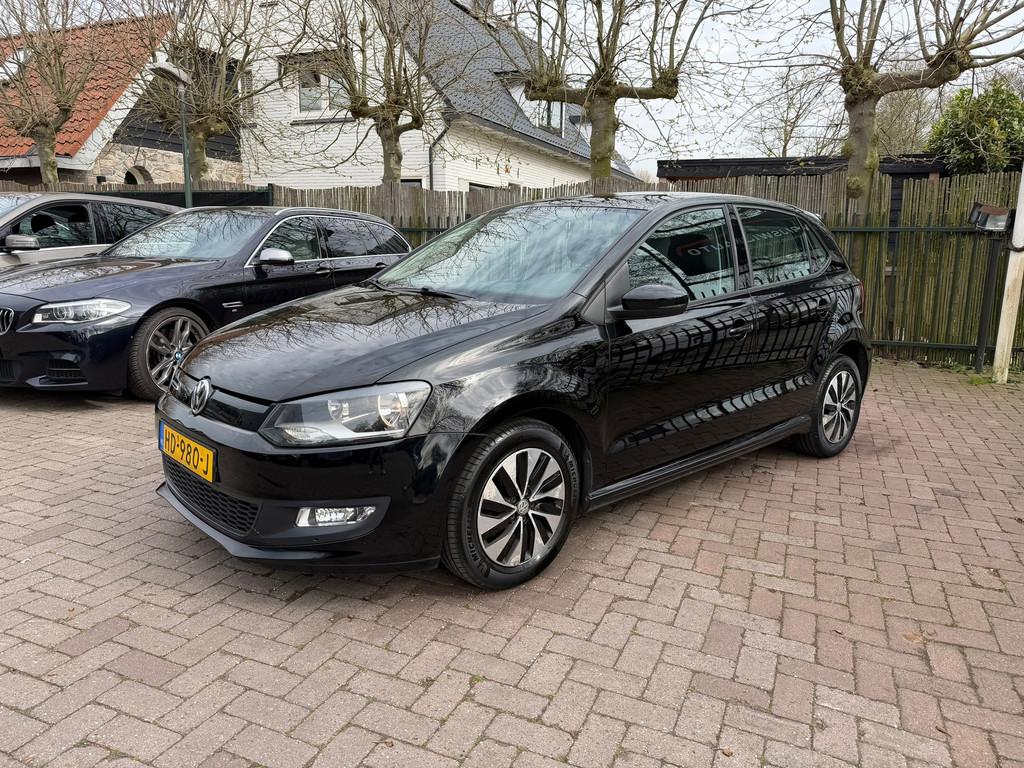 Volkswagen Polo 1.0 BlueMotion Airco Carplay Navi Cruise Dea, Voorwielaandrijving, Stof, Zwart, Origineel Nederlands