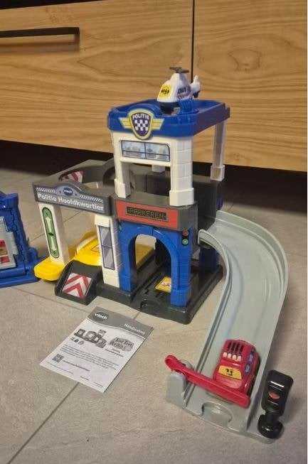 VTech Politie Hoofdkwartier toot toot auto, Kinderen en Baby's, Speelgoed | Vtech, Ophalen, Zo goed als nieuw