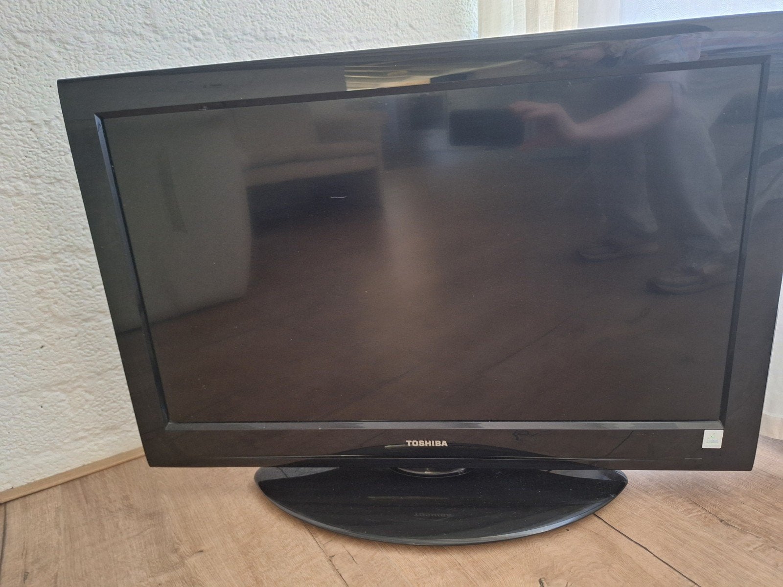 Toshiba 32 inch LCD TV - Model 32LV833B, Audio, Tv en Foto, Televisies, Ophalen, Zo goed als nieuw, LCD, Toshiba