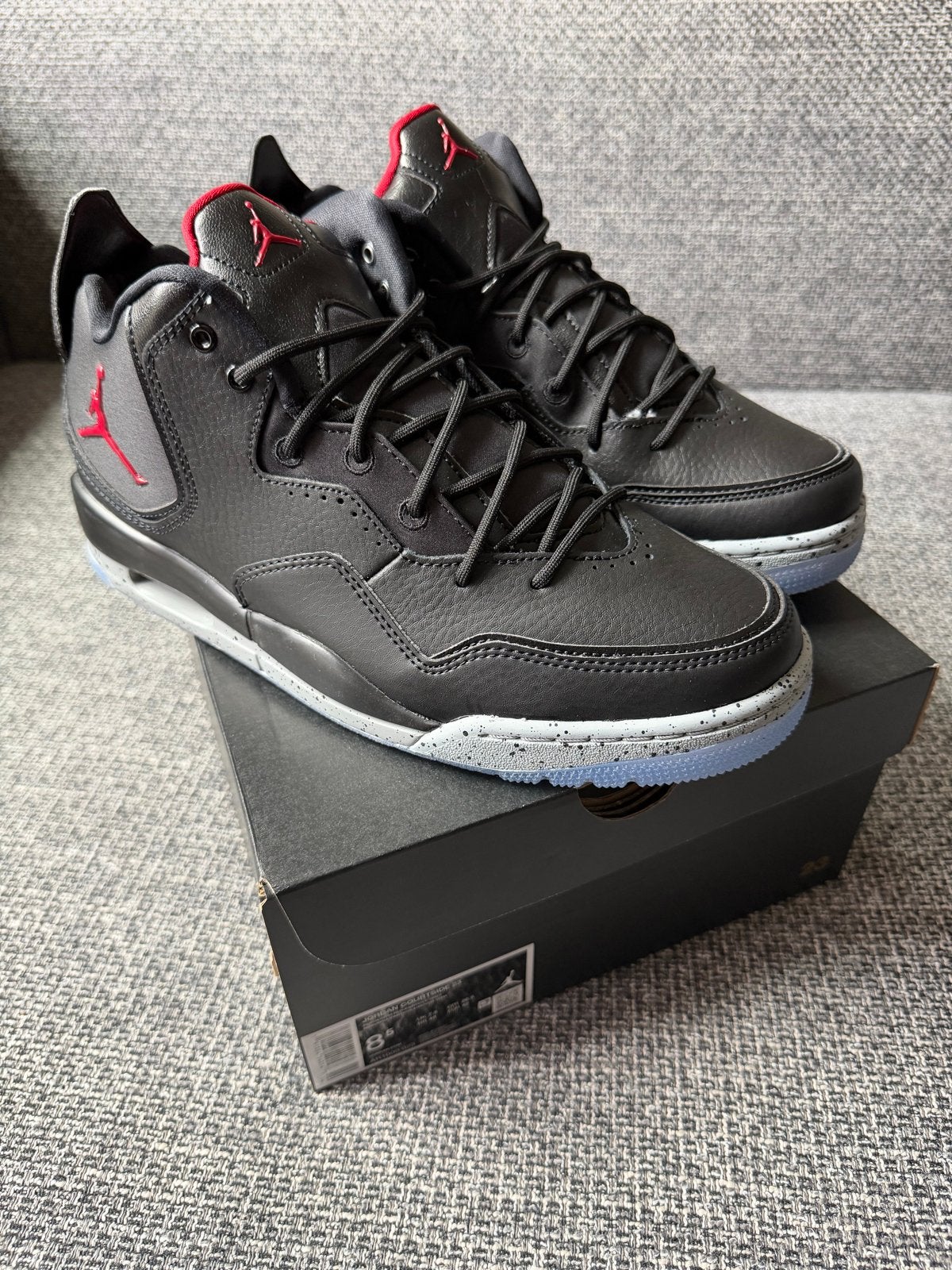 Nike Jordan Courtside 23 - Nieuw in doos - Maat 42, Zwart, Nieuw, Ophalen of Verzenden, Sneakers of Gympen