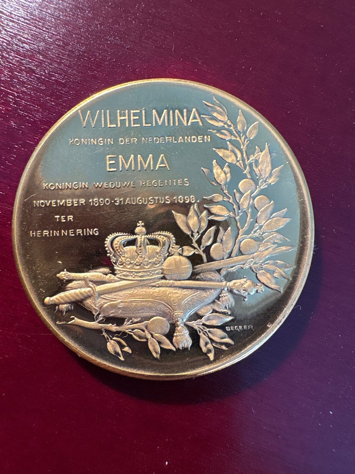 Vergulden  Herinneringsmedaille Wilhelmina & Emma, Ophalen of Verzenden, Goud, Nederland