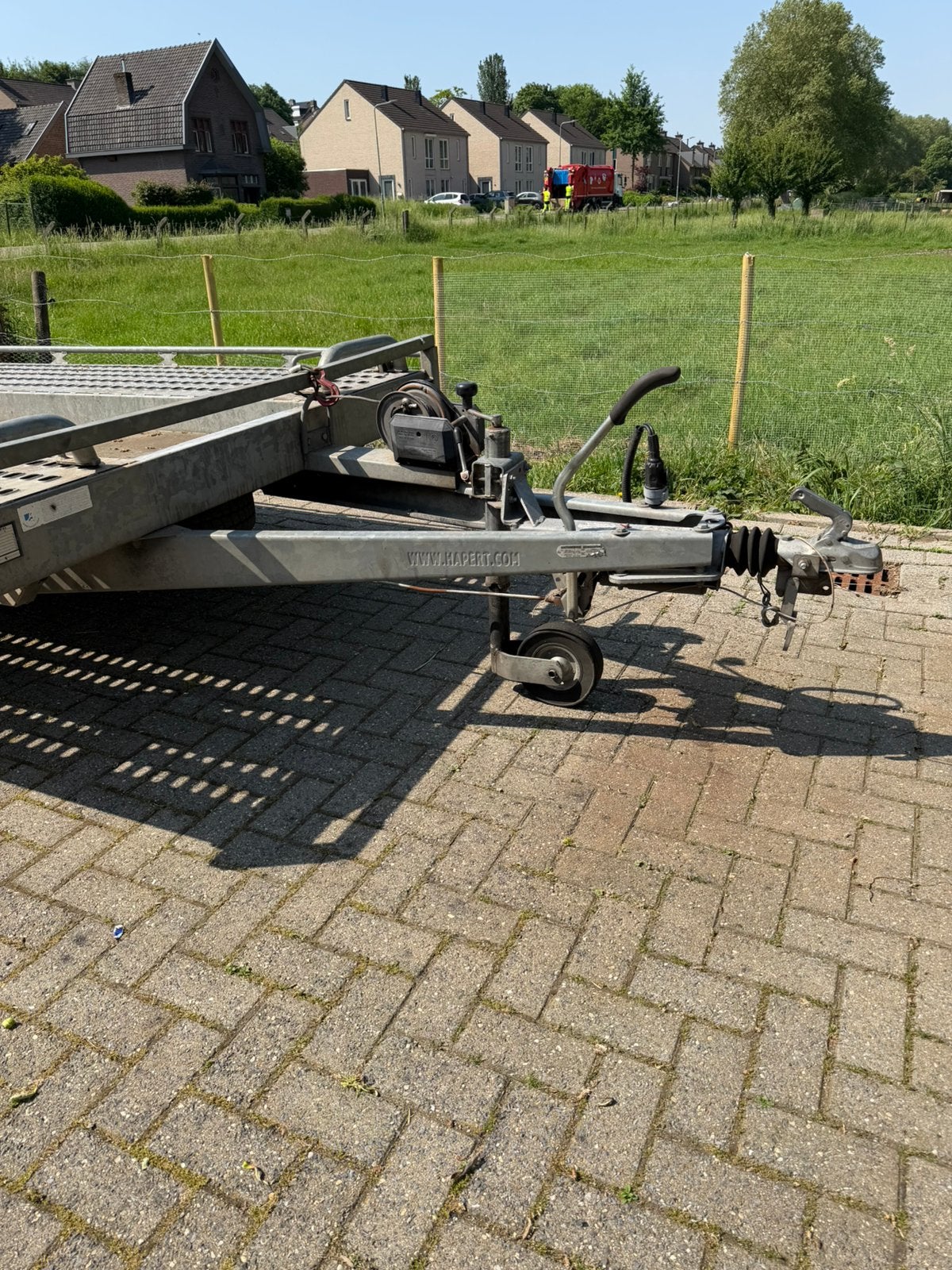 Hapert oprijwagen, Ophalen, Zo goed als nieuw