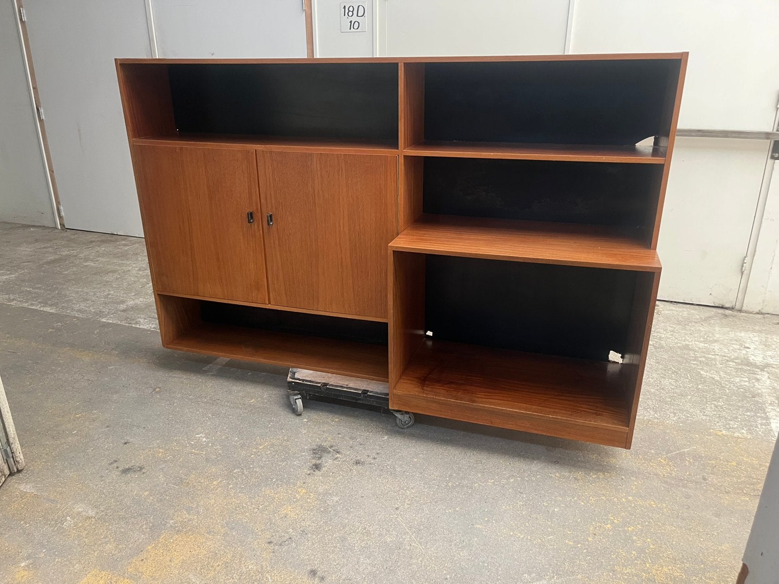 Grote kast teak vintage retro midcentury jaren 60 €295, 150 tot 200 cm, Teakhout, Ophalen of Verzenden, Teak vintage retro midcentury jaren 60