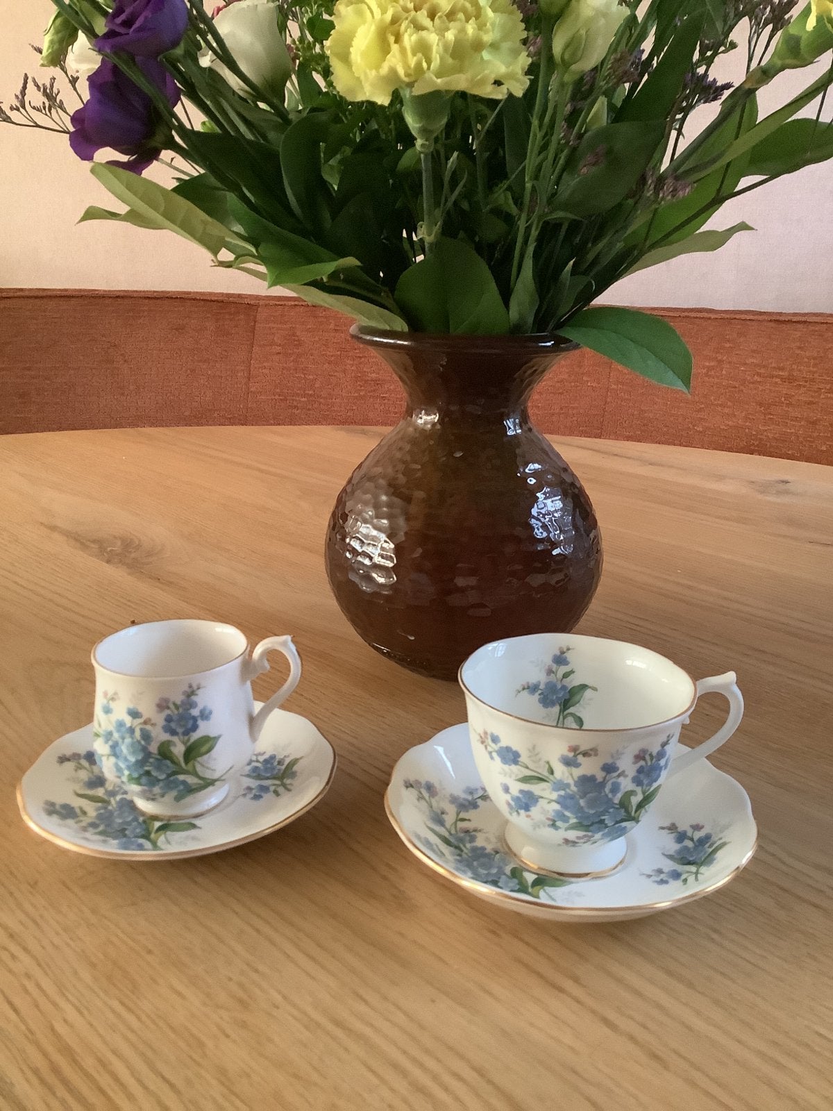 2 Royal Albert Bone China kopjes en schotels, Ophalen of Verzenden