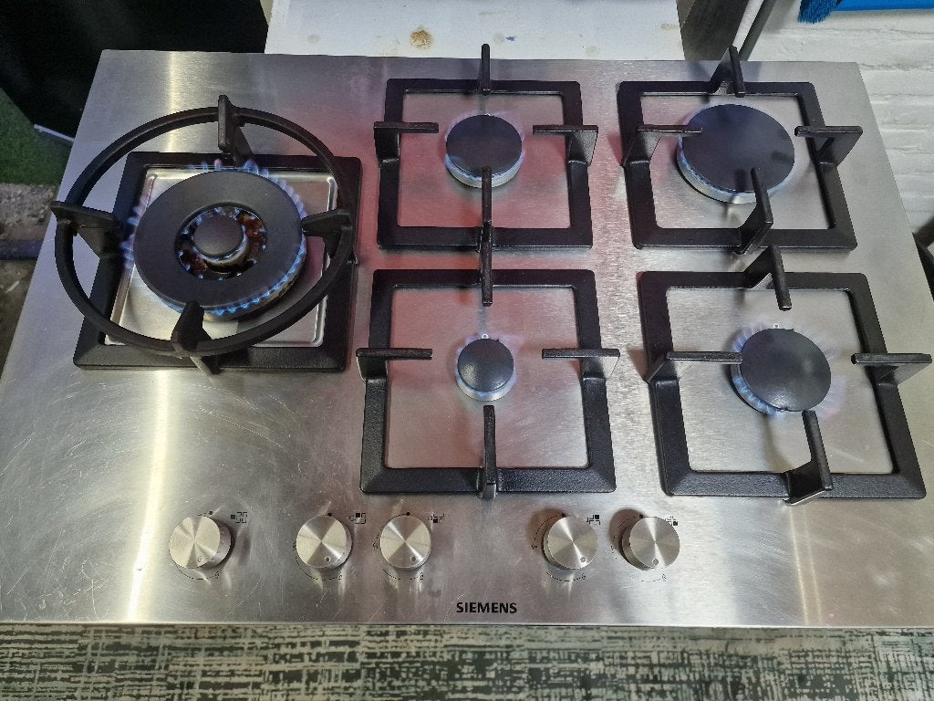 TE koop SIEMENS  kookplaat op butaan propaan met wokbrander, Witgoed en Apparatuur, Ophalen of Verzenden, Zo goed als nieuw, Inbouw