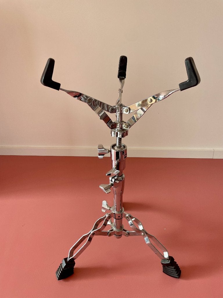 Foto 19 van Diverse statieven (Sonor, Yamaha, Pearl, Haymann)
