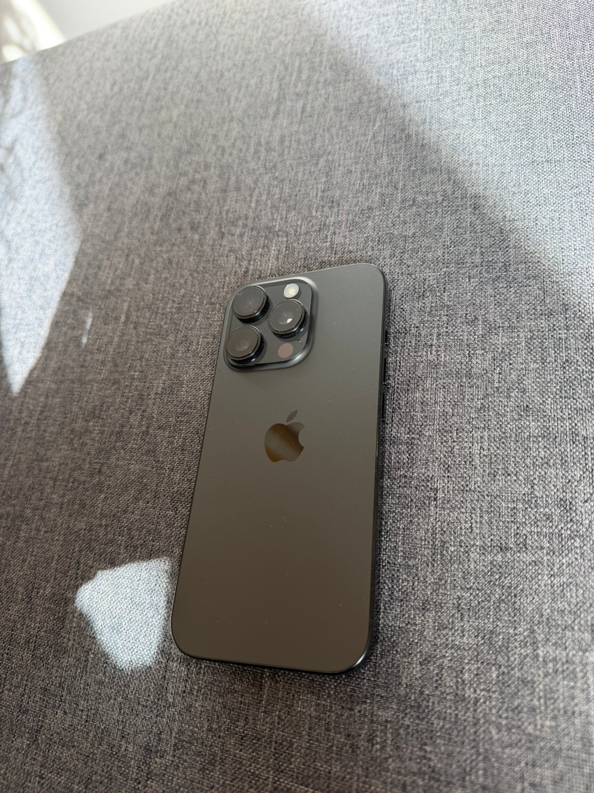 Foto 4 van Iphone 16 Pro