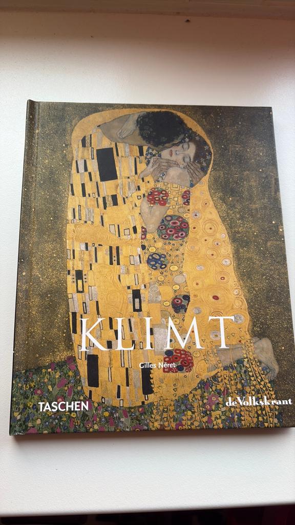 Klimt - Gilles Neret, Ophalen of Verzenden, Zo goed als nieuw