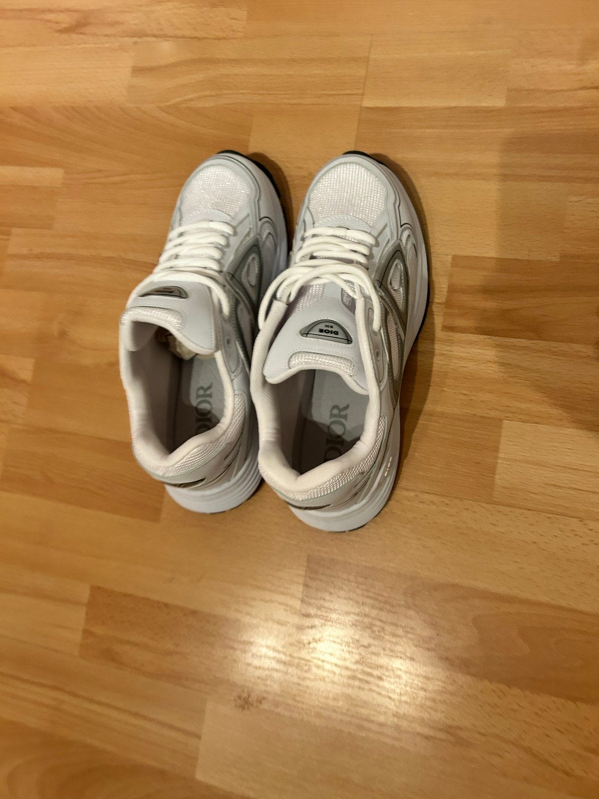 Dior B30 Sneakers - Zo goed als nieuw, Kleding | Dames, Ophalen of Verzenden, Zo goed als nieuw, Wit, Sneakers of Gympen