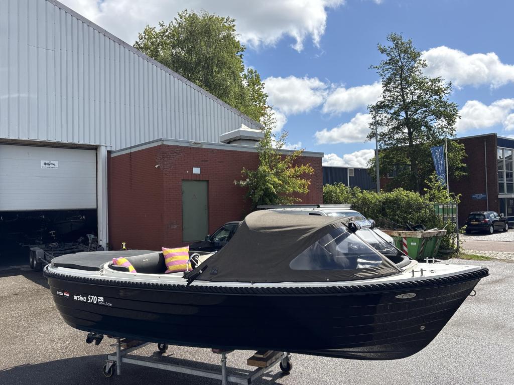 Corsiva 570 New Age + Suzuki 20pk + Bunkussen, Watersport en Boten, 6 m, Corsiva, Overige typen, Gebruikt