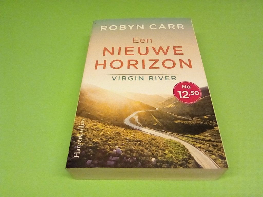 Robyn Carr - Een Nieuwe Horizon (Virgin River), Ophalen of Verzenden, Zo goed als nieuw, Nederland, Robyn Carr