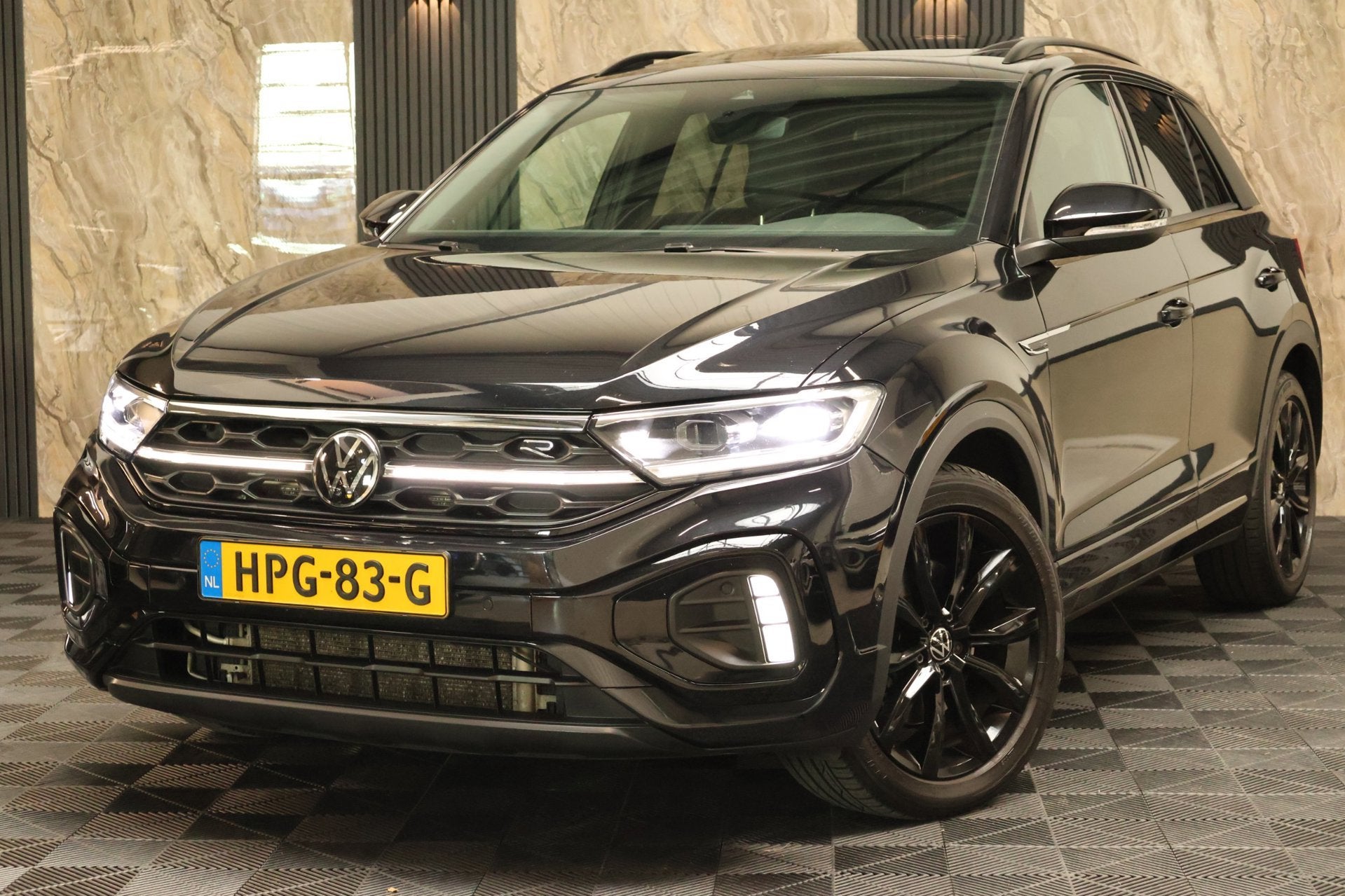 Volkswagen T-ROC 2.0 TSI 4Motion 3x R-Line | Pano | Camera |, Auto's, Dealer onderhouden, Stof, Gebruikt, 1984 cc