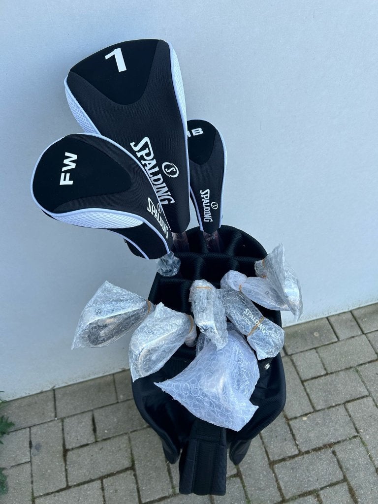 Foto 3 van Spalding True Black 14-Delig Golfset Nieuw- Graphite-Cartbag