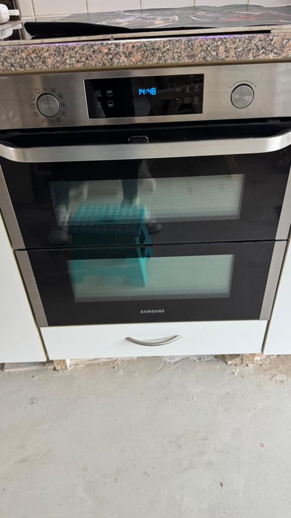 Inbouwoven Samsung Duel cook zo goed als nieuw €200, Witgoed en Apparatuur, Ovens, Ophalen, Hete lucht, 60 cm of meer, Inbouw