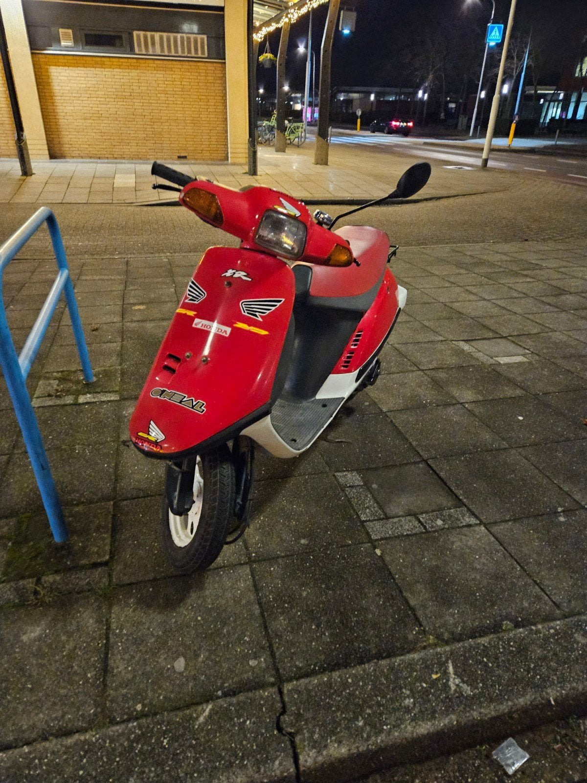 Honda Vision met-in, Fietsen en Brommers, Scooters | Overige merken, Ophalen, Honda, Gebruikt, Maximaal 45 km/u