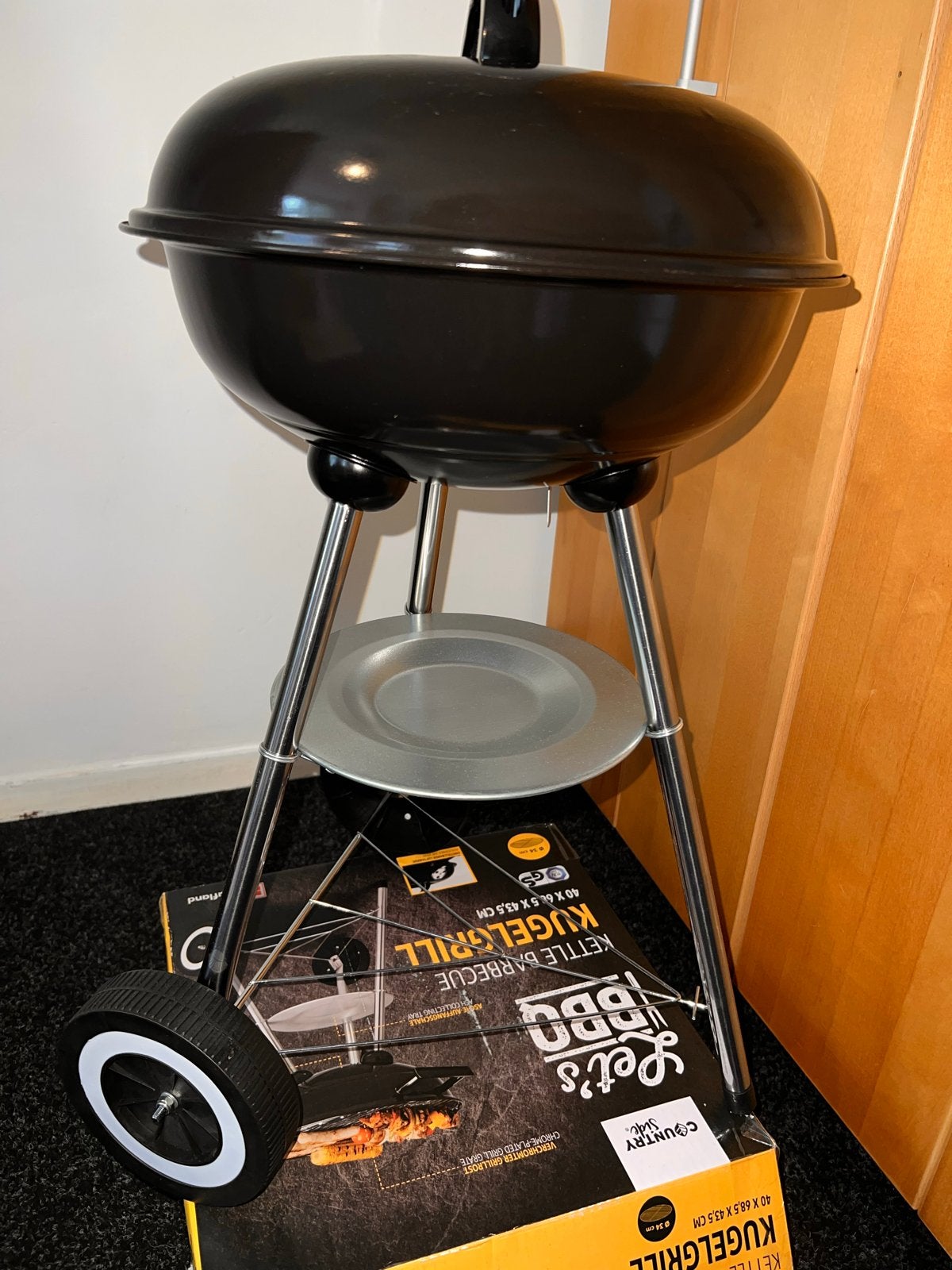 Nieuwe Barbecue Garden Grill Kogelgrill Houtskoolbarbecue Ø4, Ophalen of Verzenden, Nieuw