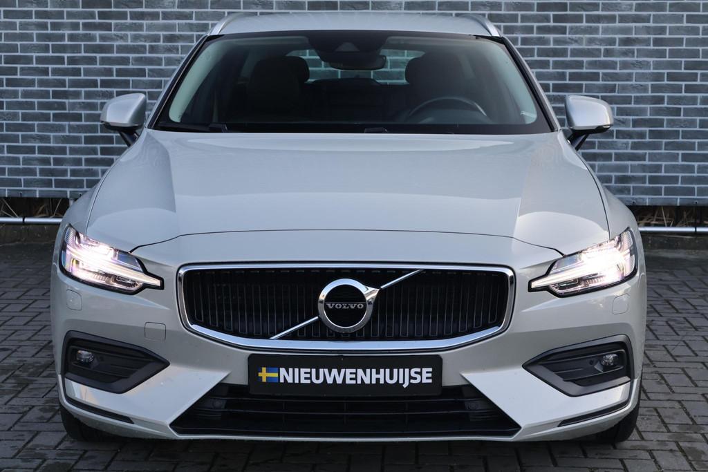 Volvo V60 2.0 T4 Momentum Pro | Trekhaak | Adaptieve Cruise, 12 maanden, 15 km/l, 1800 kg, Euro 6