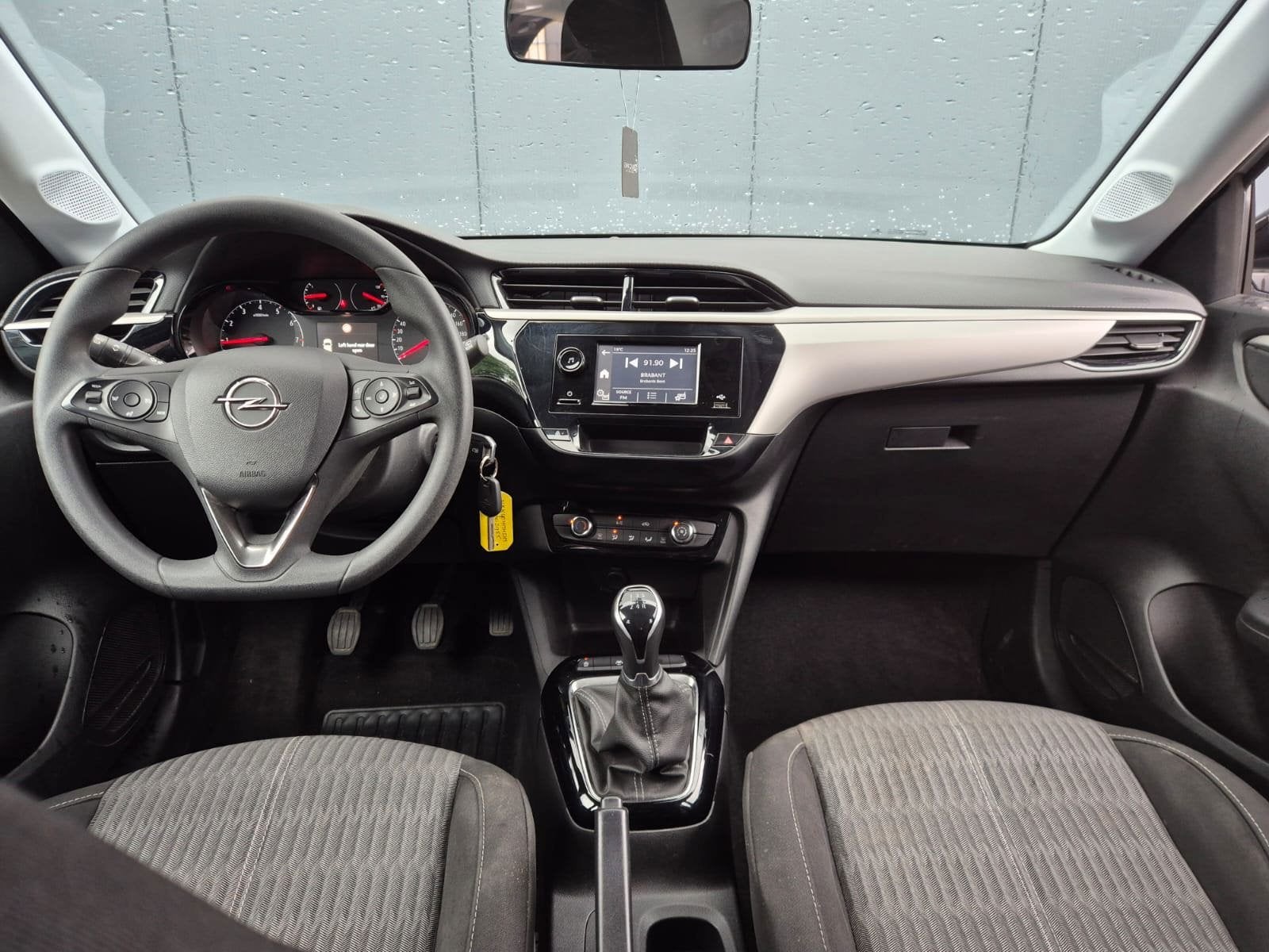 Opel CORSA 1.2|Airco l Cruisecontrol l, Voorwielaandrijving, Gebruikt, Euro 6, 1199 cc
